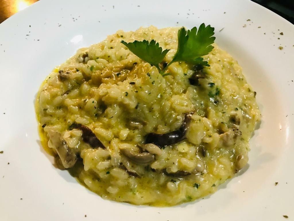 A Mi Manera Pousada , Cerveja Propria E Bistro ! Brumadinho Buitenkant foto